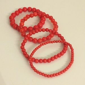 Ladies red bracelet, 4-piece